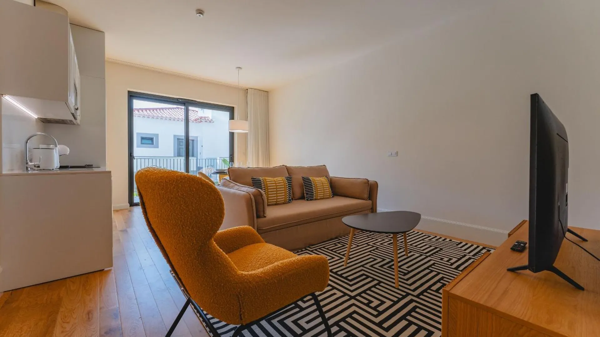 Flh Funchal A Quinta Do Conde Yellow Balcony Flats Apartment 0*, Funchal (Madeira)