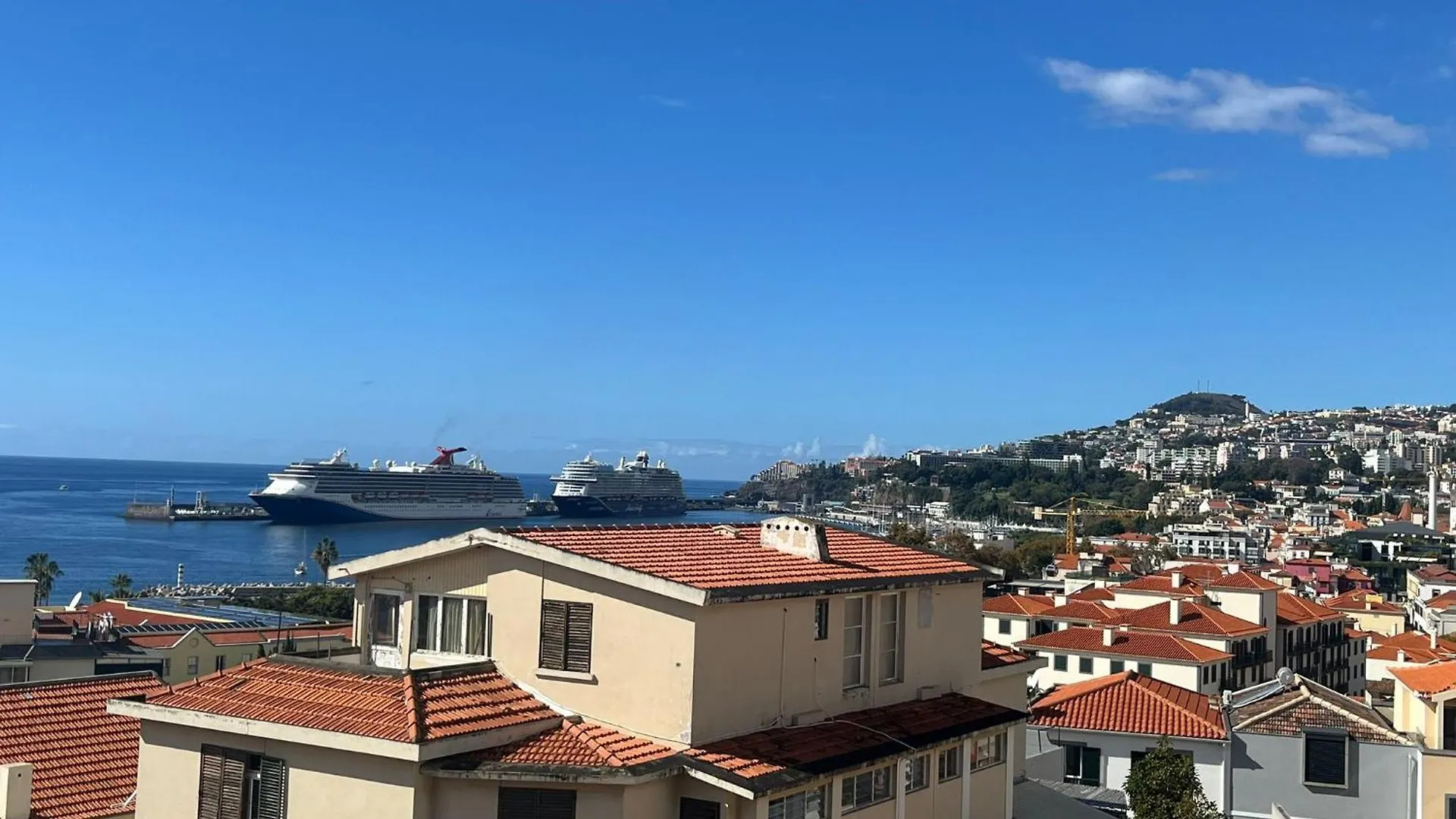 Flh Funchal A Quinta Do Conde Yellow Balcony Flats Apartment Portugal